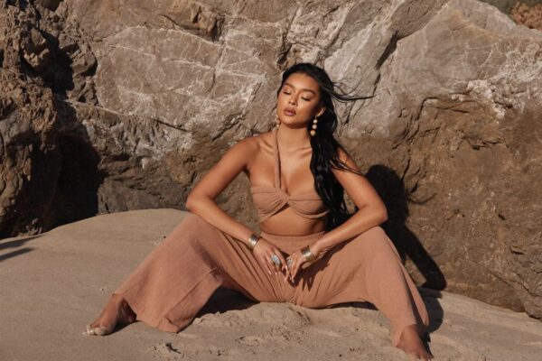 f4c50438-28df-473a-9675-164adb3e430c Agatta